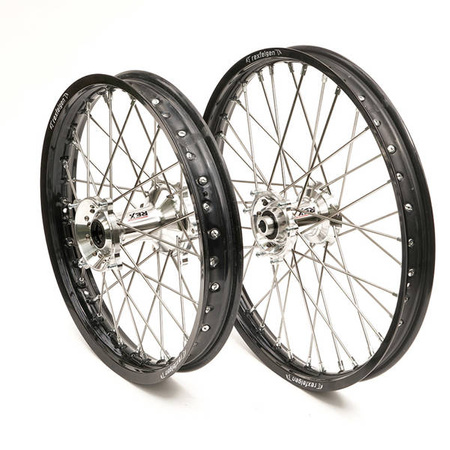 REX WHEELS KOMPLETNE KOŁO TYLNE REX 18 CALI 18-2,15 CZARNA FELGA/SREBRNA PIASTA (OŚ 20MM)  DO KTM EXC/SXF TPI , HUSQVARNA SX, SX-F, EXC, TC,TE, (HIGH 3X ŁOŻYSKO)